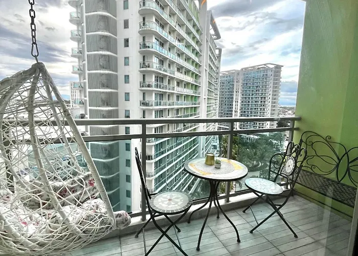 Sweet Escape Staycation - Azure Paranaque Aparthotel *